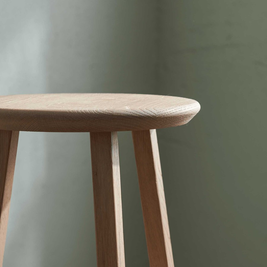 Neptune Northwich Round Stool, Natural Oak Hot